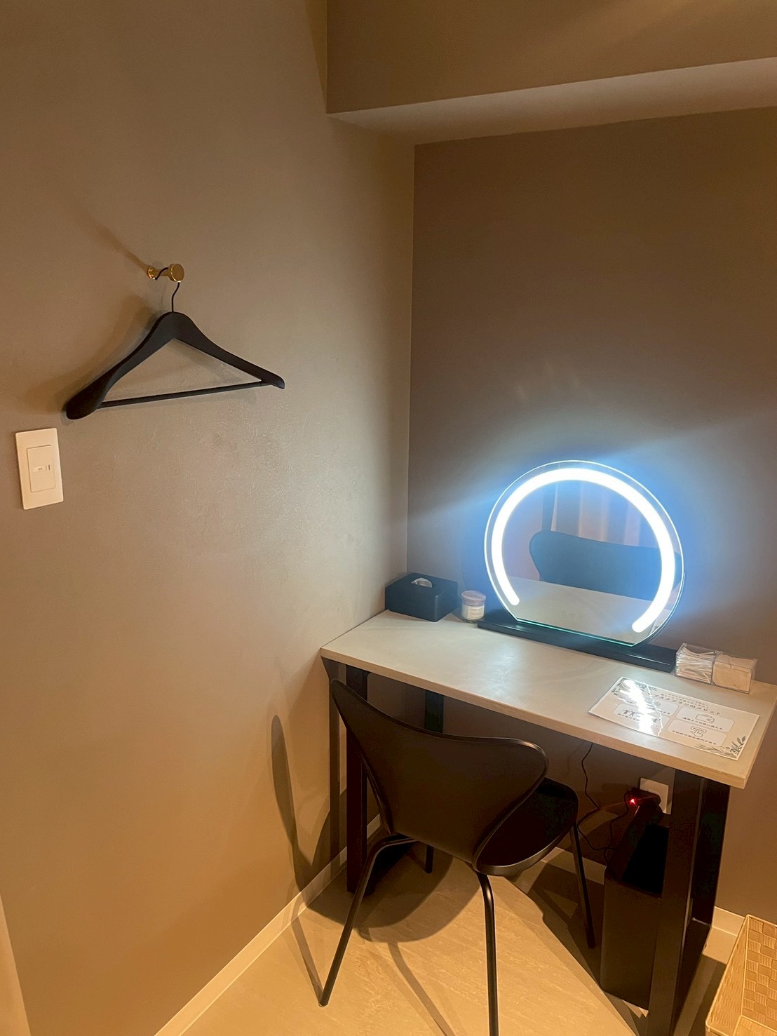 ラフリーサロンギャラリー