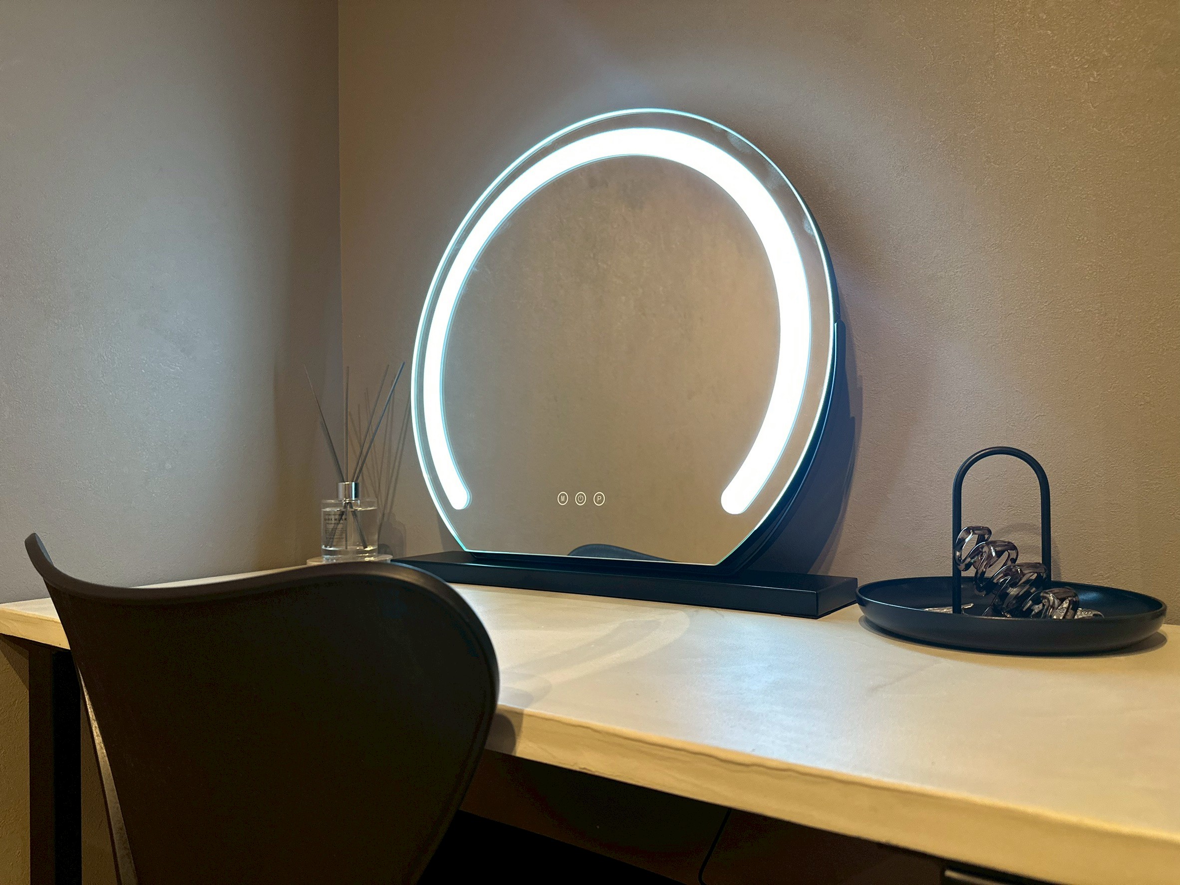 ラフリーサロンギャラリー